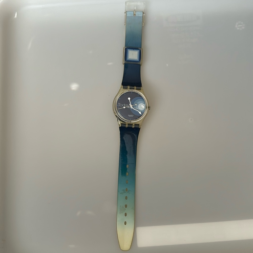 Swatch watch - Picture 1 of 3